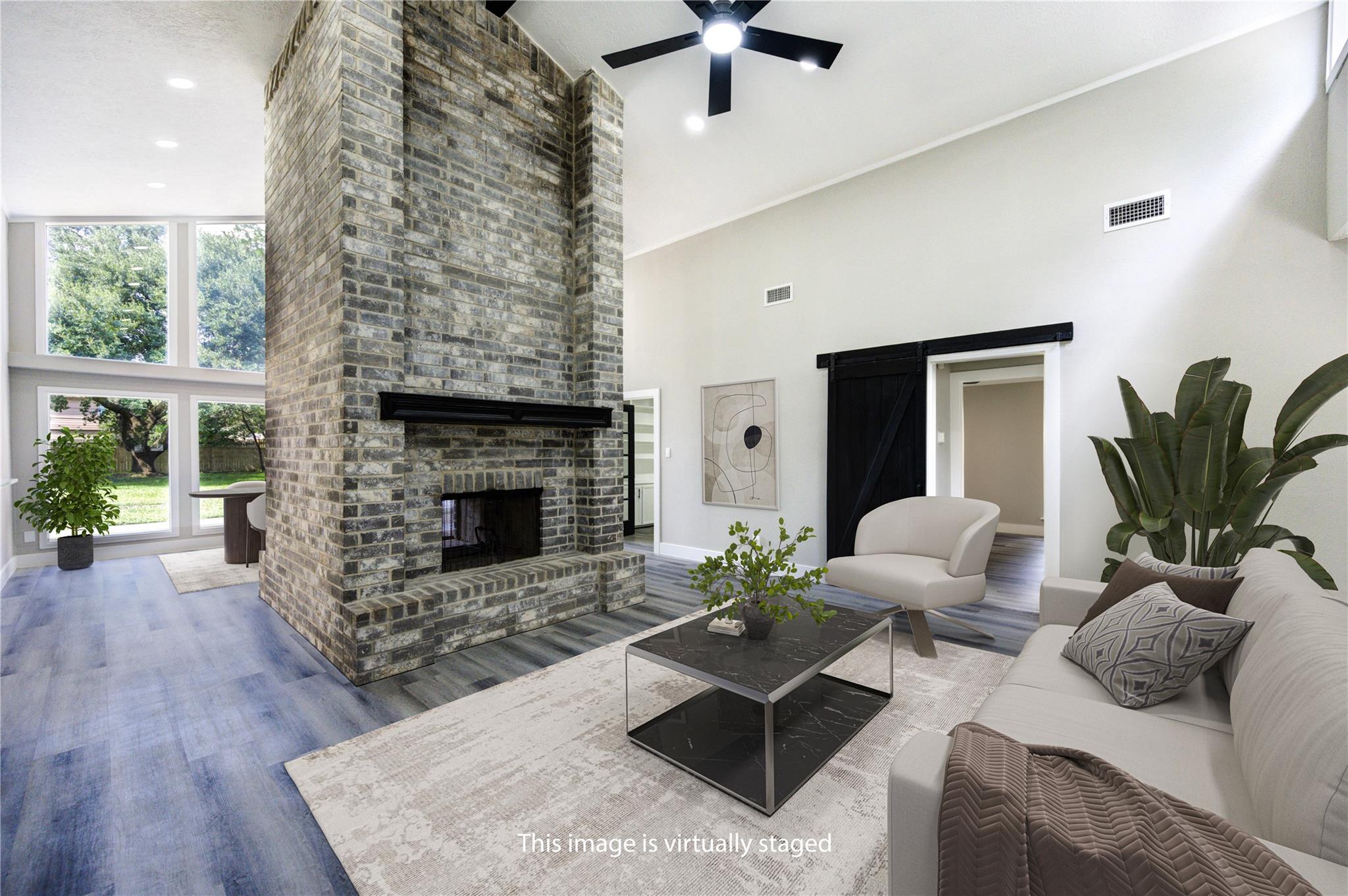 7821 Knob Hill Avenue