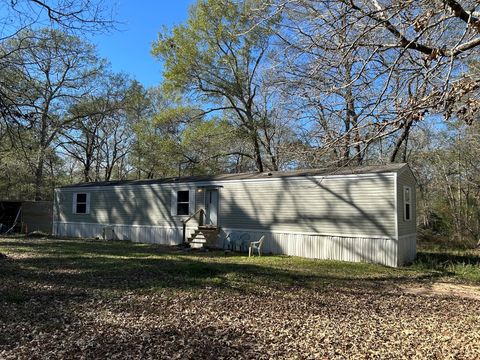 Homes For Sale - 87 Townley Ranch Road<br/> Walker County, Huntsville, TX 77320
