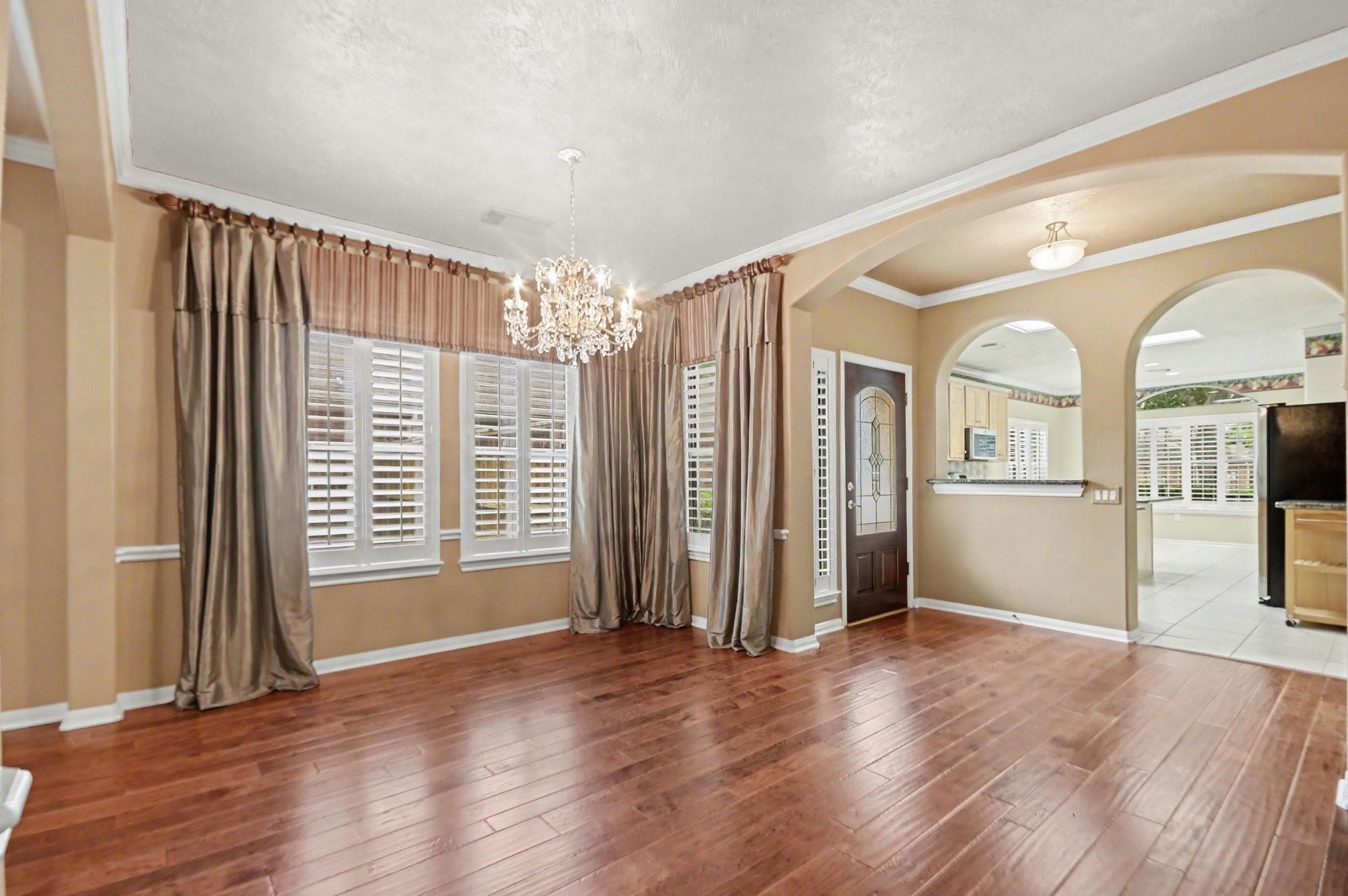 1407 Capri Place Lane