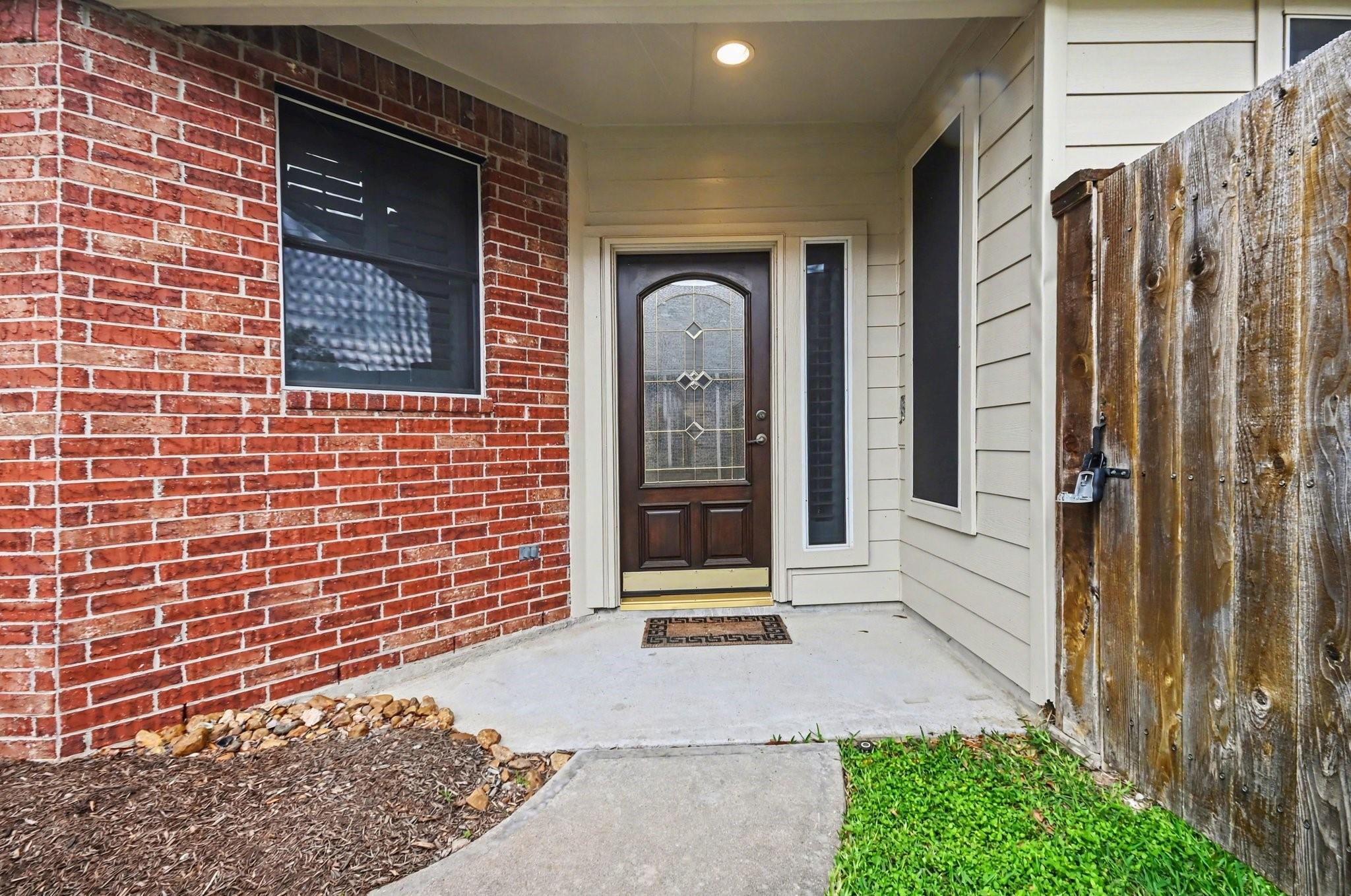1407 Capri Place Lane