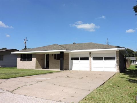 4200 Lexington Avenue Port Arthur TX 77642