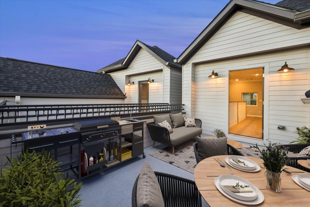 Photo of 4028 Blossom Street, Houston, TX 77007 (MLS # 12652630)