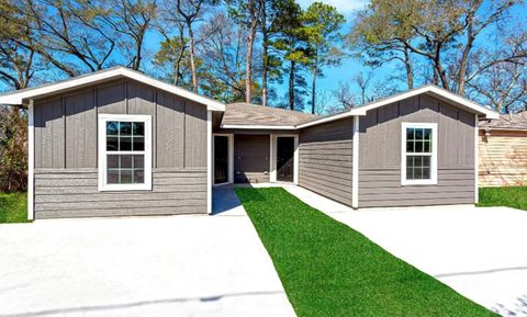 7925 Way Street Houston TX 77028