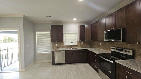 Photo of 5802 Twisted Pine Court #B, Houston, TX 77039 (MLS # 22782785)