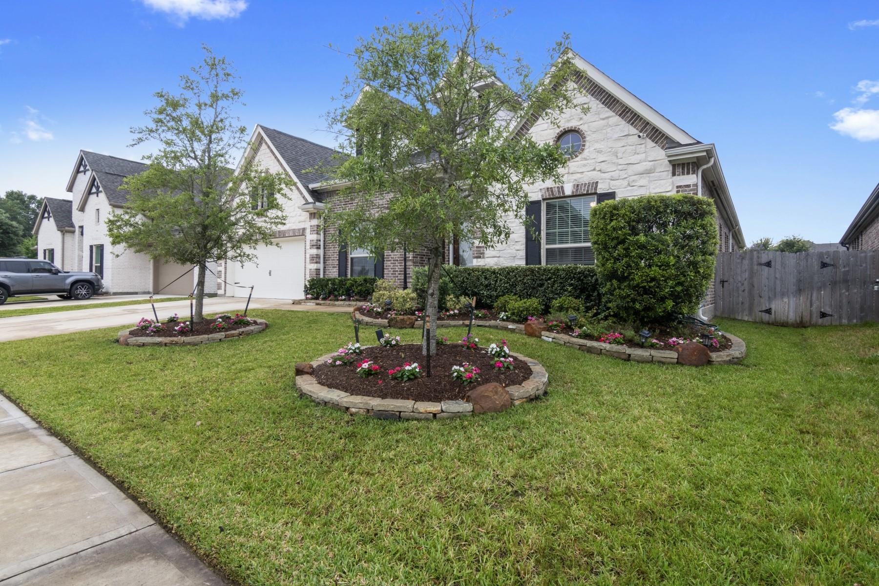 5518 Elden Trail