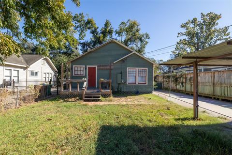Tiny photo for 815 Arlington Street, Houston, TX 77007 (MLS # 42264079)