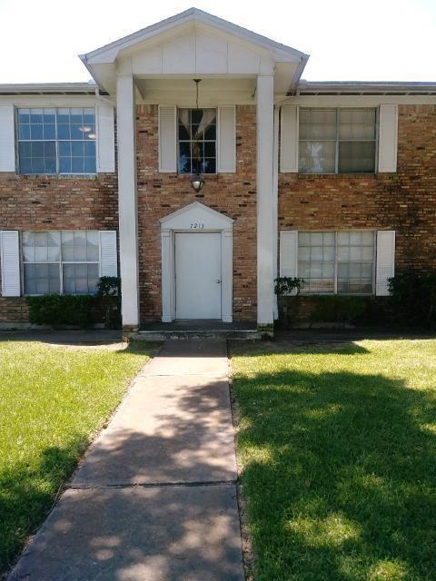 Photo of 7213 Beechnut Street, Houston, TX 77074 (MLS # 17359800)