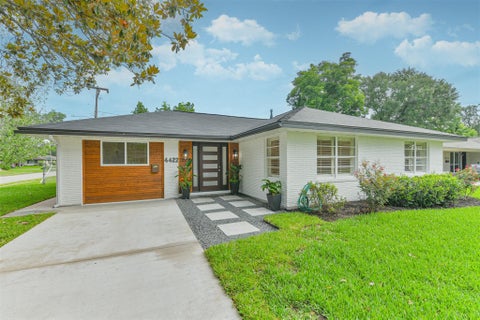 Photo of 4422 Libbey Lane, Houston, TX 77092 (MLS # 55898387)