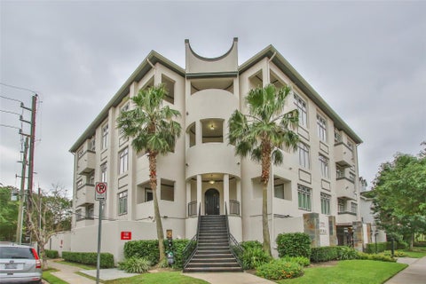 Apartment For Rent - 2701 Helena Street #402<br/> Houston, TX 77006