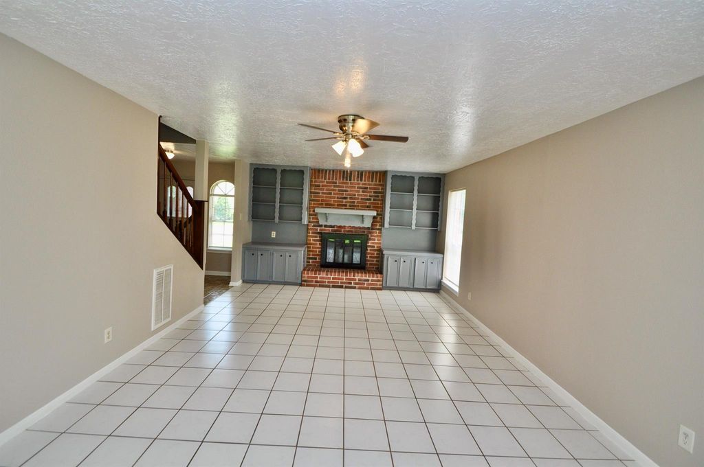 Photo of 6822 La Puente Drive, Houston, TX 77083 (MLS # 94963132)