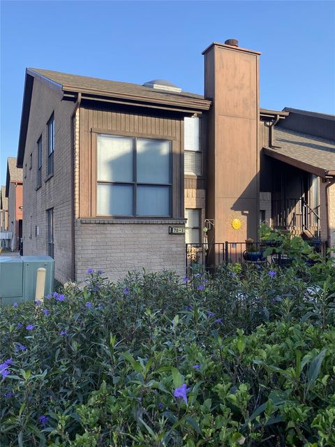70 Evanston Street 1 Houston TX 77015