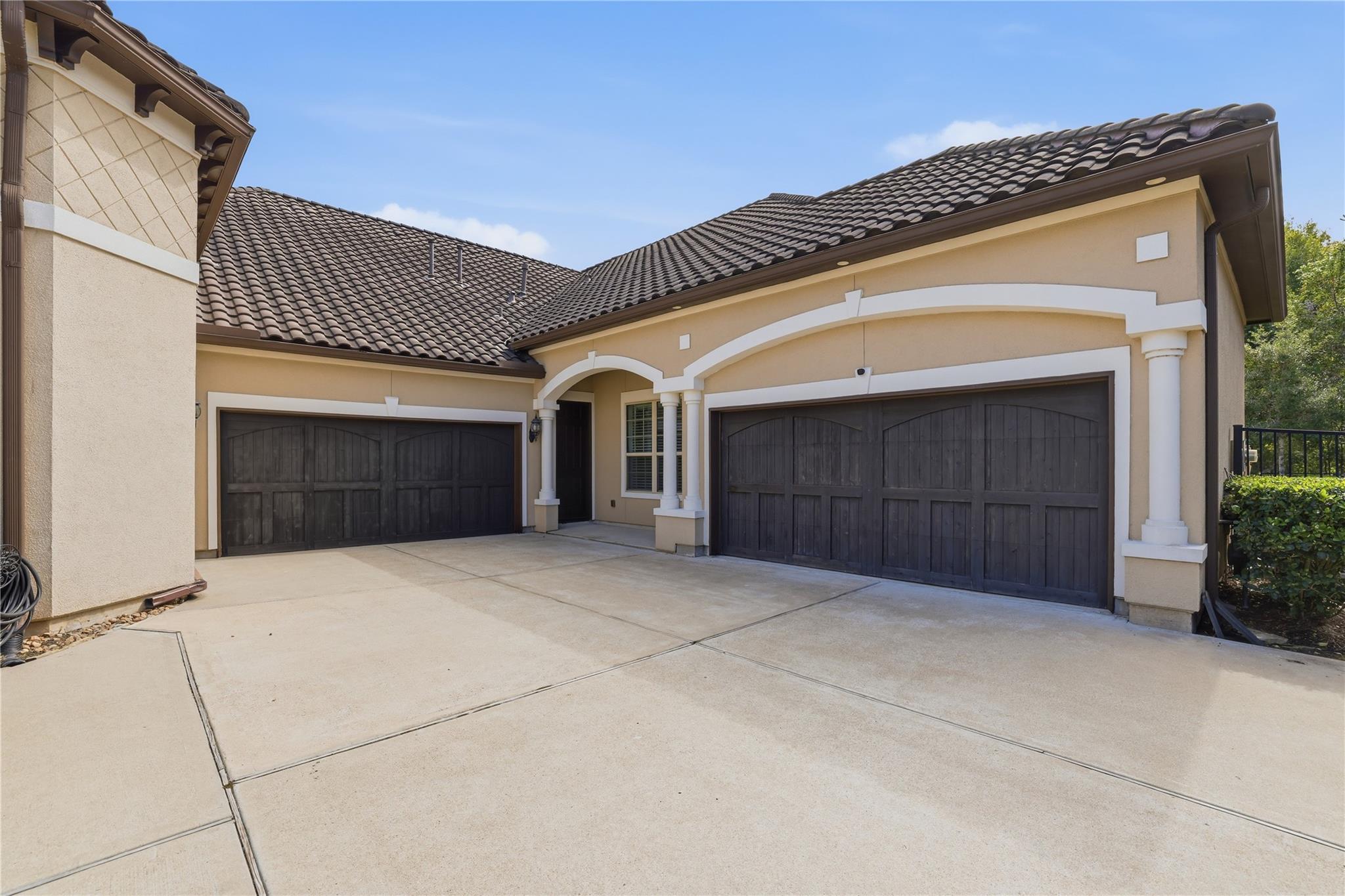 2322 Red Fox Drive