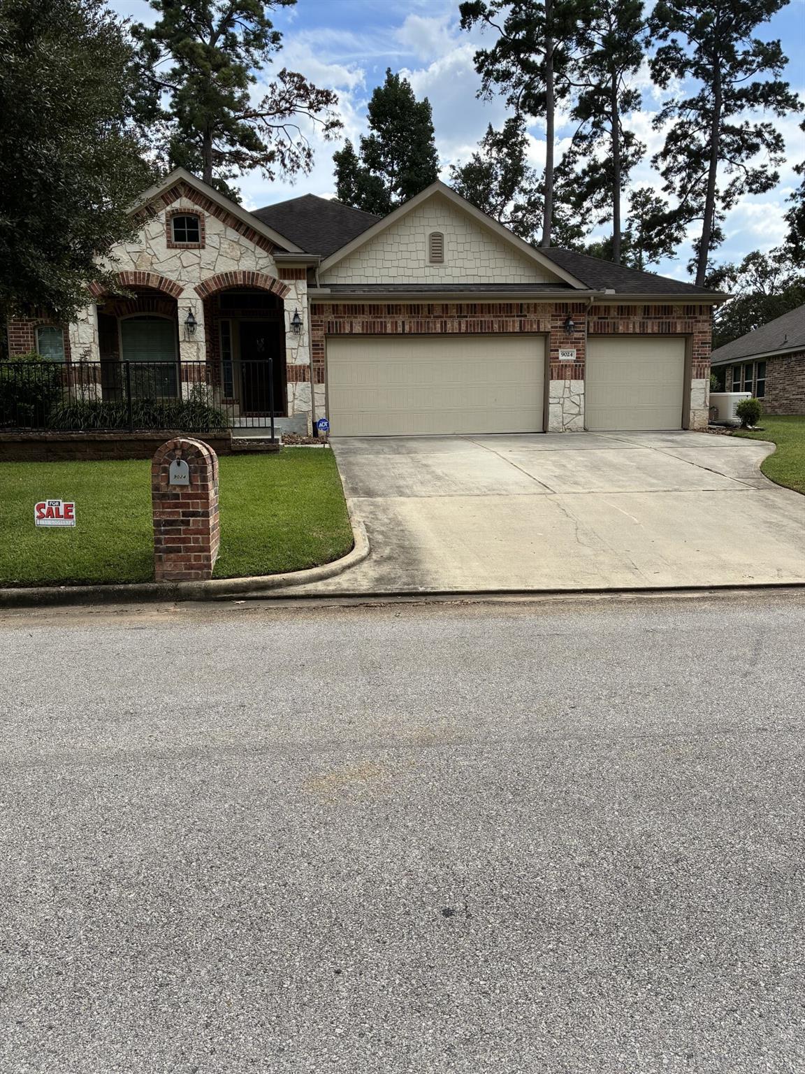 9024 S Comanche Circle