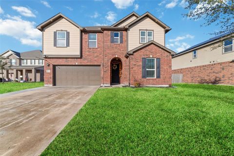 Homes For Sale - 3508 Saxton Green Road<br/> Pearland, TX 77584