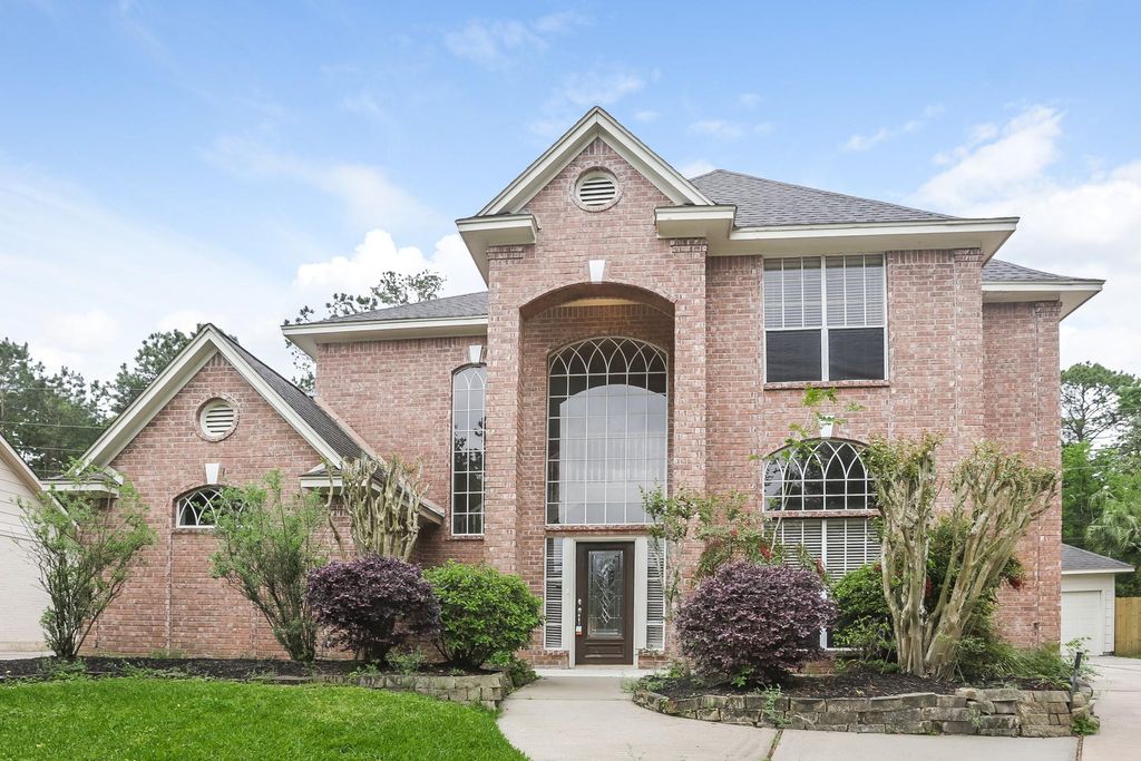 Photo of 5623 Evergreen Valley Drive, Houston, TX 77345 (MLS # 32635155)