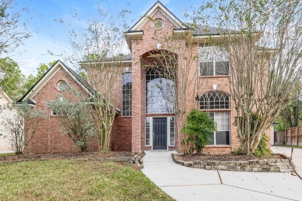 Photo of 5623 Evergreen Valley Drive, Houston, TX 77345 (MLS # 32635155)