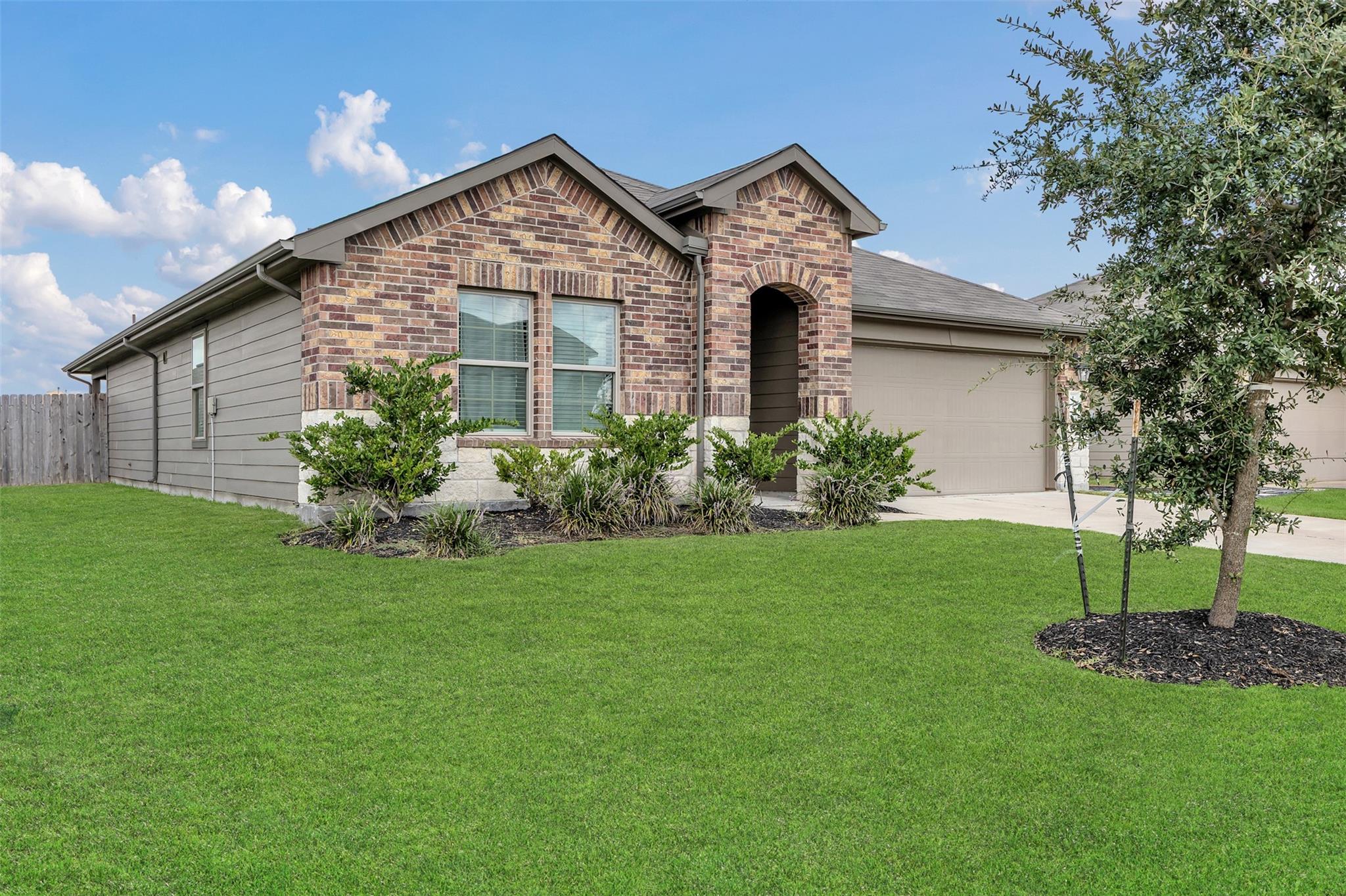 1710 Livingston Shores Lane