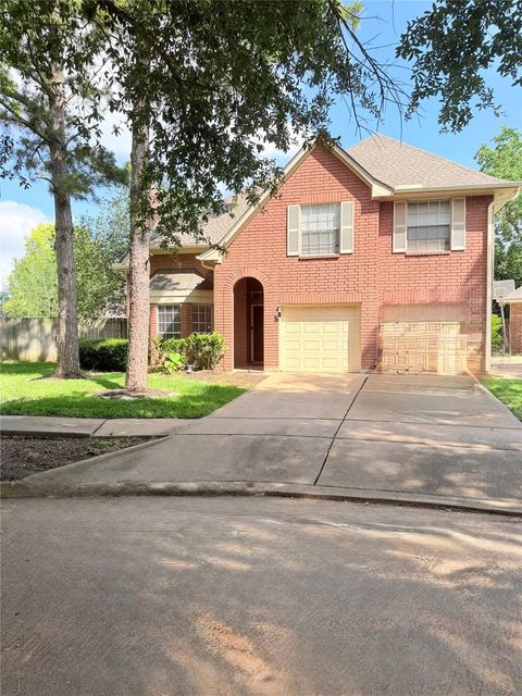 Photo of 2806 Bent River Court, Sugar Land, TX 77479 (MLS # 77576138)