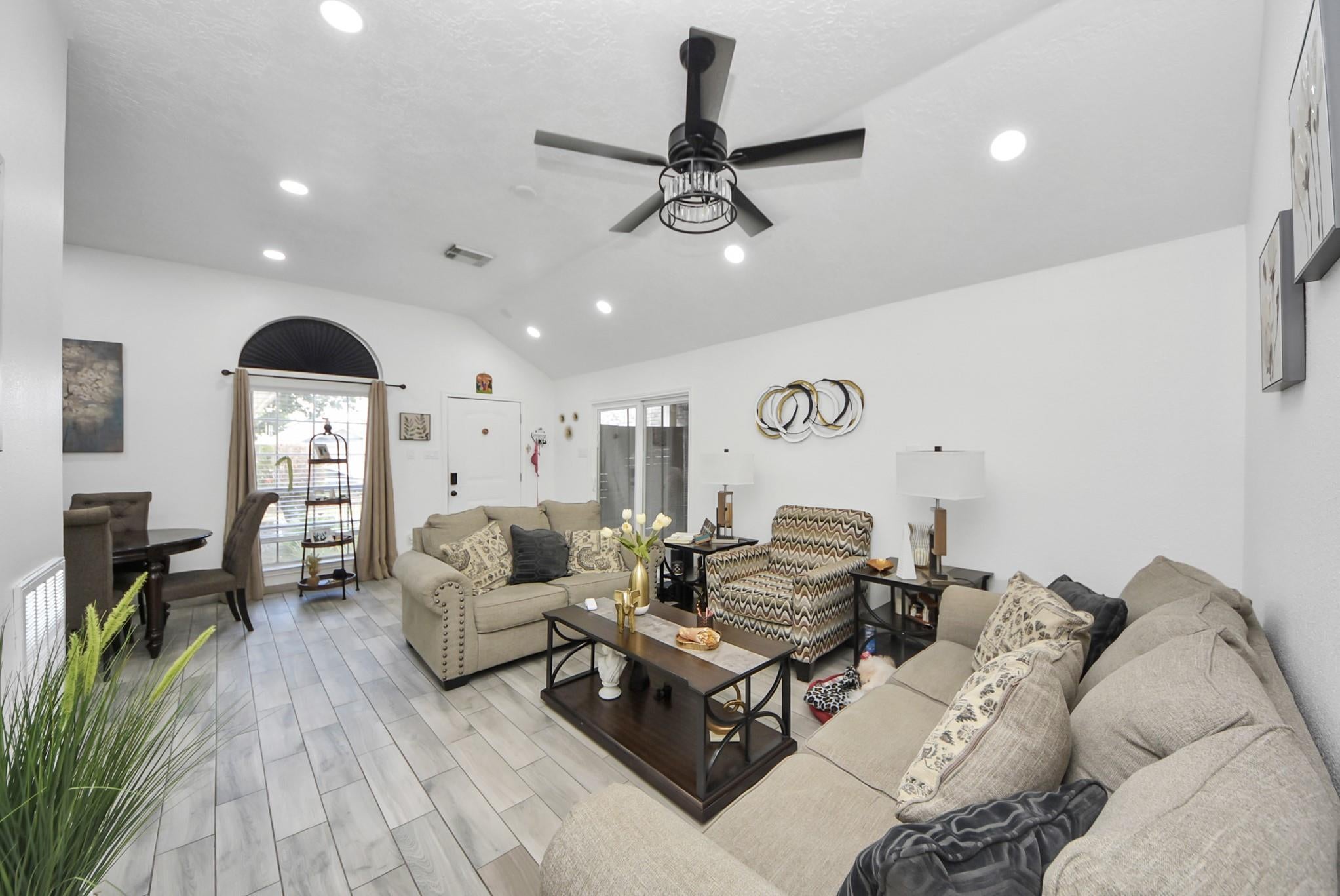 4246 Tiny Hur Drive