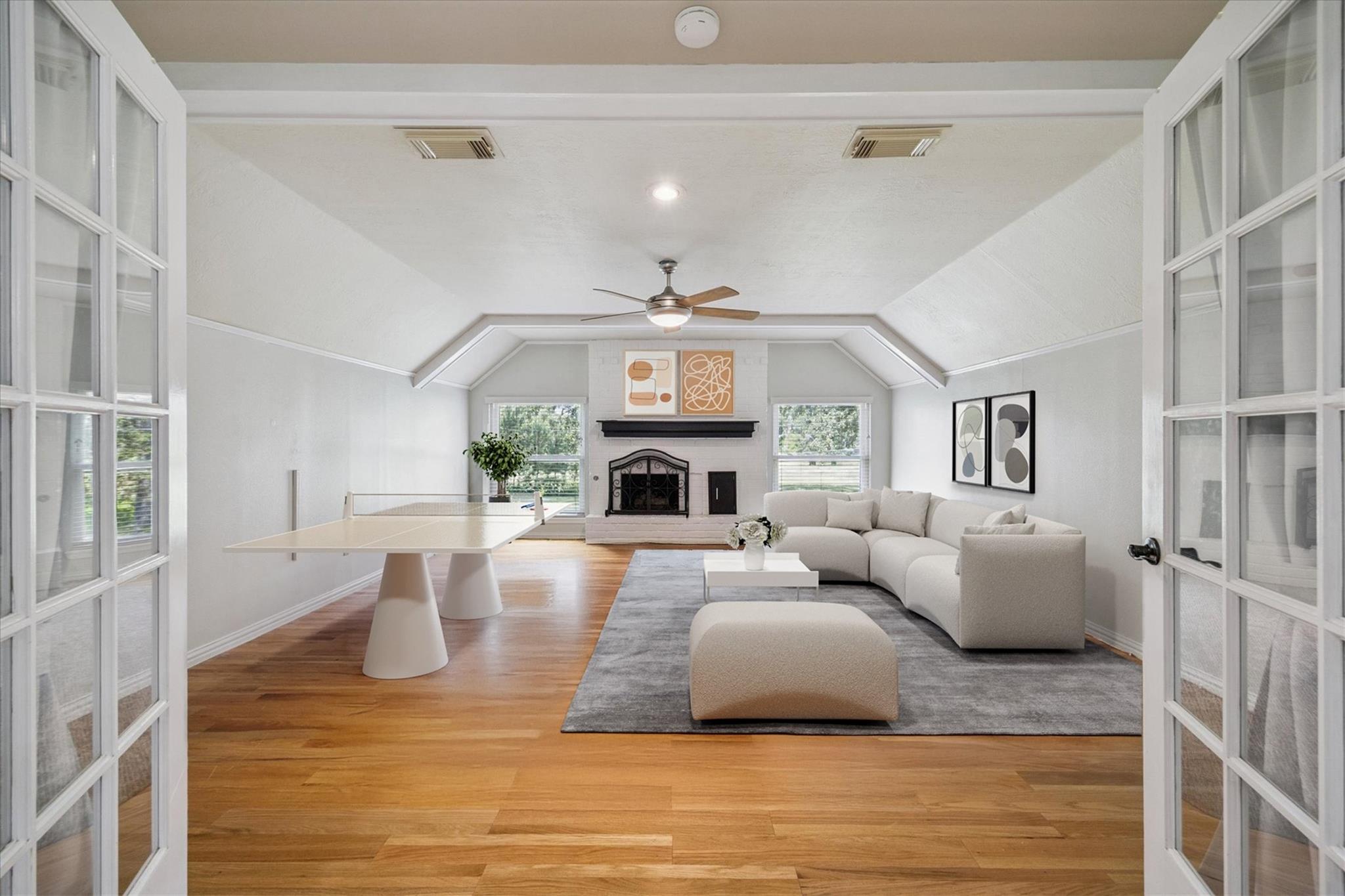 1711 Chestnut Ridge Road