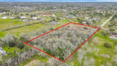 101 Westfield Lane Friendswood TX 77546