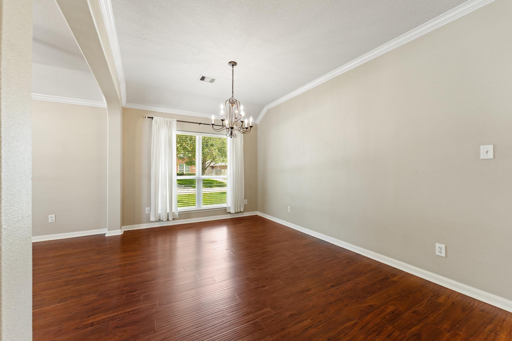 922 Spring Source Place
