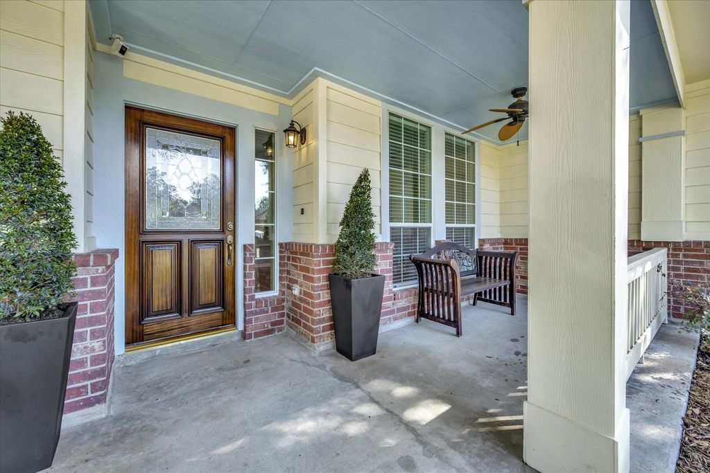 Photo of 1013 Victorian Court, Seabrook, TX 77586 (MLS # 82250194)
