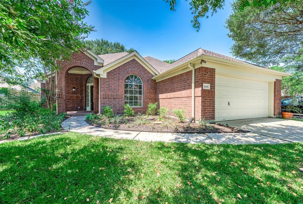Photo of 13415 Anderwoods Court, Houston, TX 77070 (MLS # 25376543)