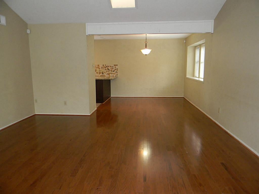 2754 Quarry Hill Road