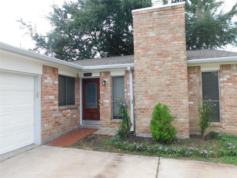 Photo of 2754 Quarry Hill Road, Sugar Land, TX 77478 (MLS # 38011917)