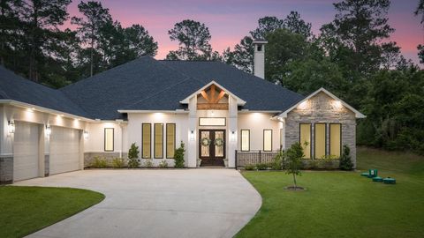 Photo of 13095 Royal Hill Court, Montgomery, TX 77316 (MLS # 4396224)
