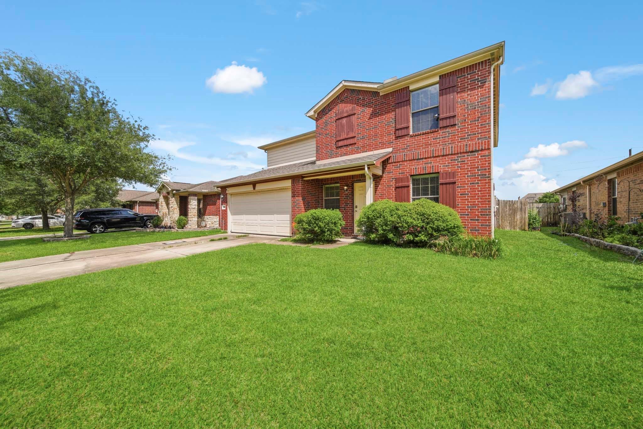 1115 Honeysuckle Vine Drive