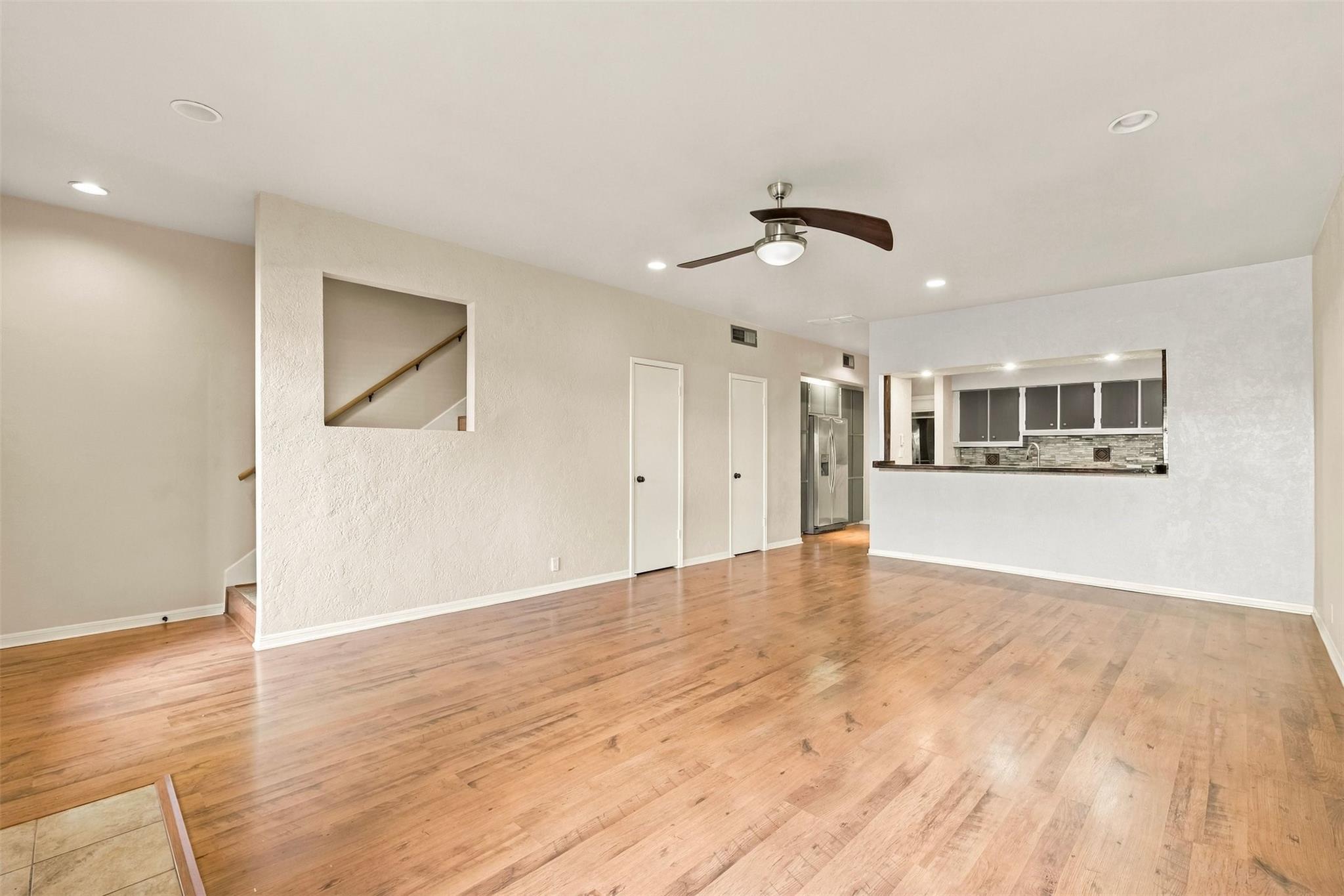 1646 Prairie Mark Lane