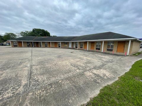 Property photo of 4602 Avenue H, Rosenberg, TX 77471