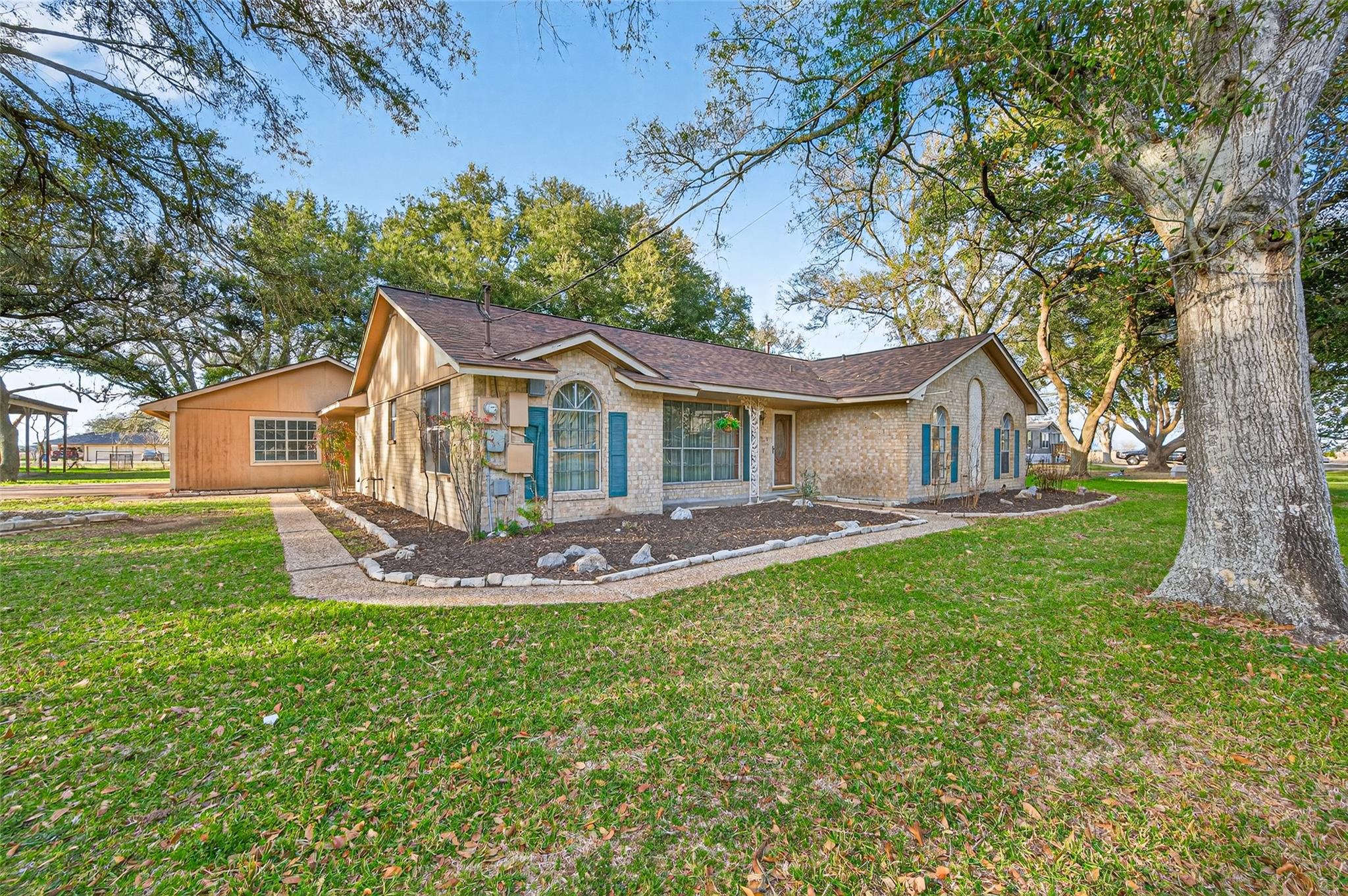 12016 Cloudt Road