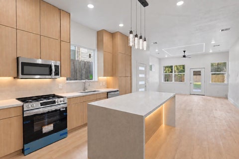 Photo of 1521 Armada Drive, Houston, TX 77091 (MLS # 33963830)