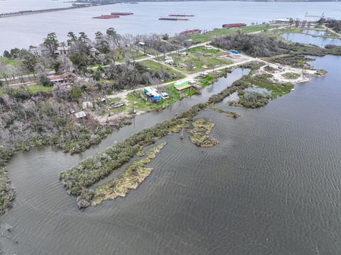 Vacant Land For Sale - 17202 Meadowbrook Drive<br/> Channelview, TX 77530