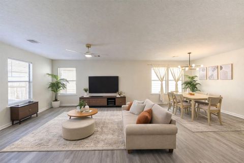 Tiny photo for 1010 Hummingbird Point Lane, Houston, TX 77090 (MLS # 42833652)