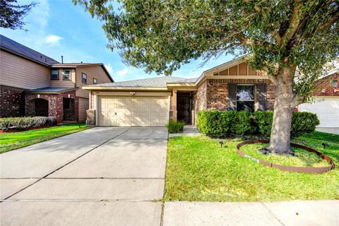 Photo of 1010 Hummingbird Point Lane, Houston, TX 77090 (MLS # 42833652)