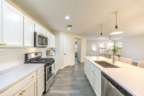 Tiny photo for 1010 Hummingbird Point Lane, Houston, TX 77090 (MLS # 42833652)