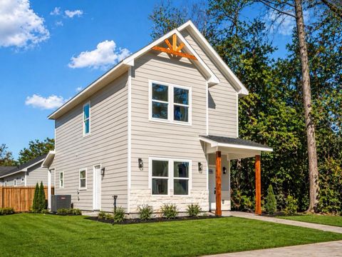 Photo of 16736 E Ivanhoe, Montgomery, TX 77316 (MLS # 98520987)