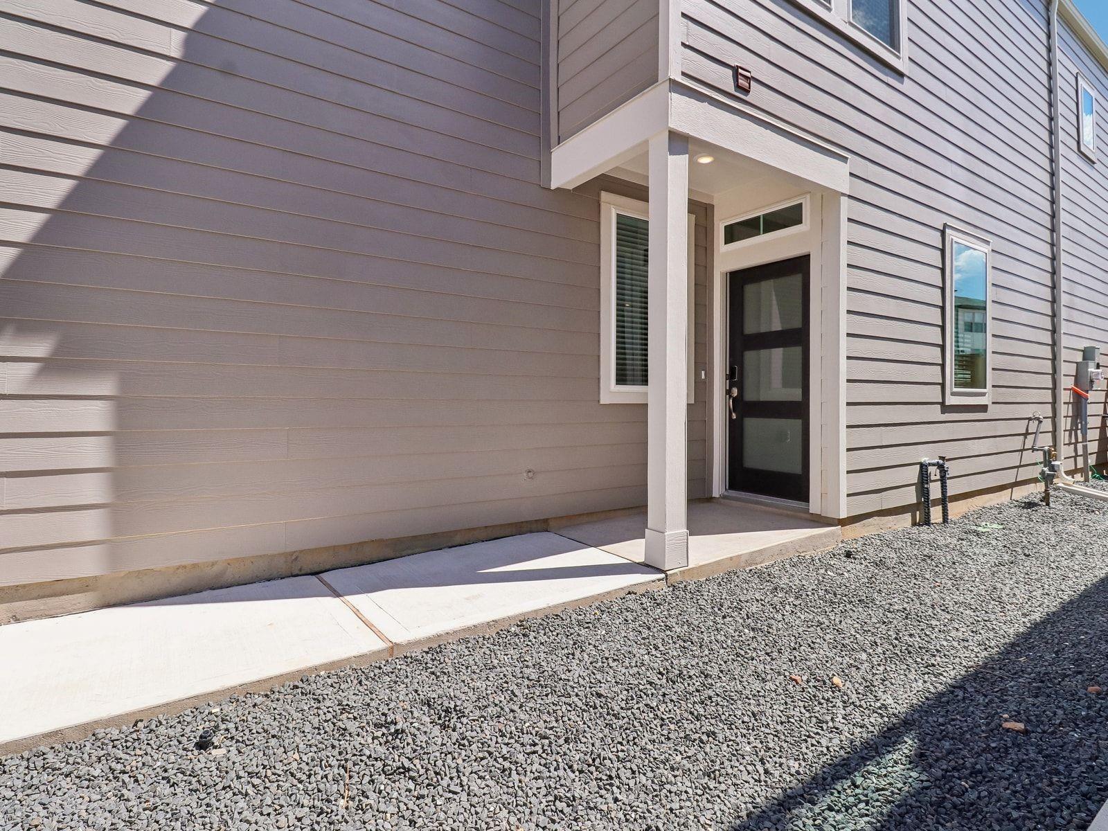 1011 Cedar Place Lane
