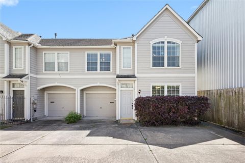 Photo of 1708 Dennis Street, Houston, TX 77004 (MLS # 33015191)