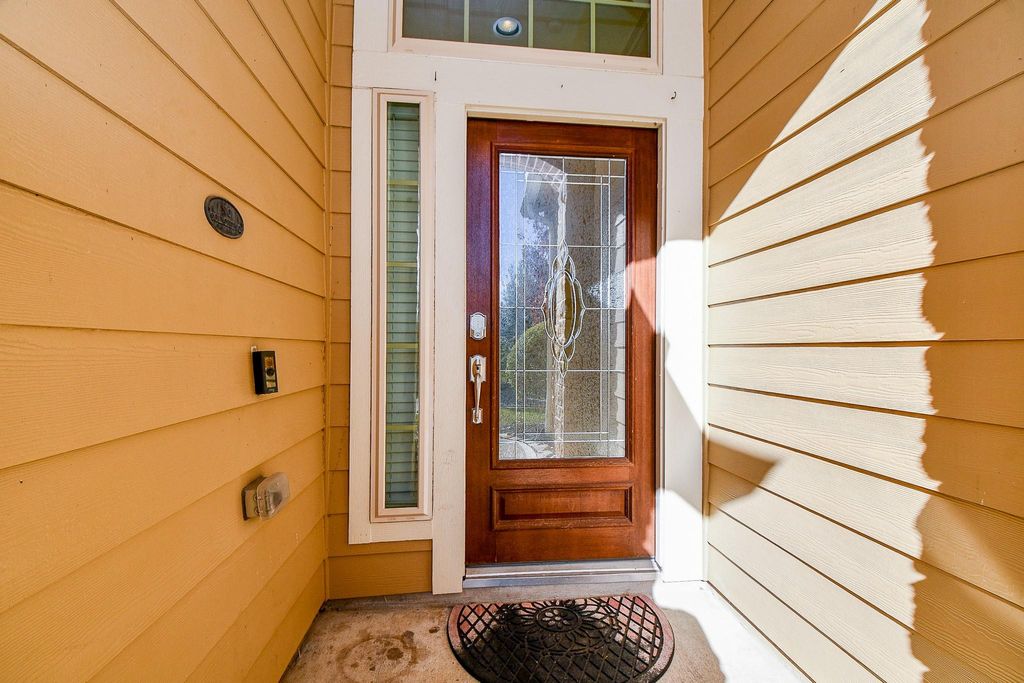 Photo of 8223 Summer Lake Pass Lane, Richmond, TX 77469 (MLS # 96176160)