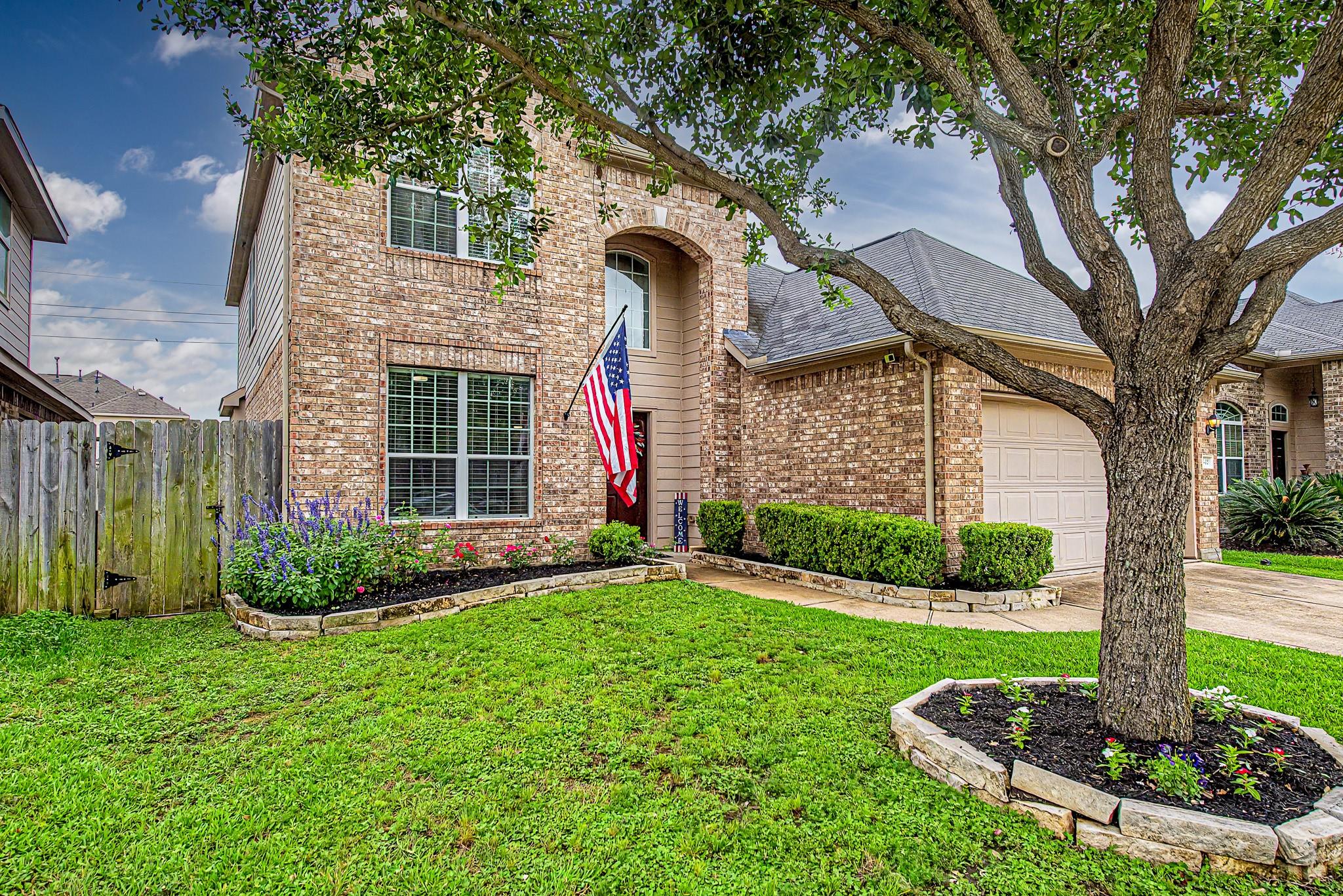 24423 Hikers Bend Drive