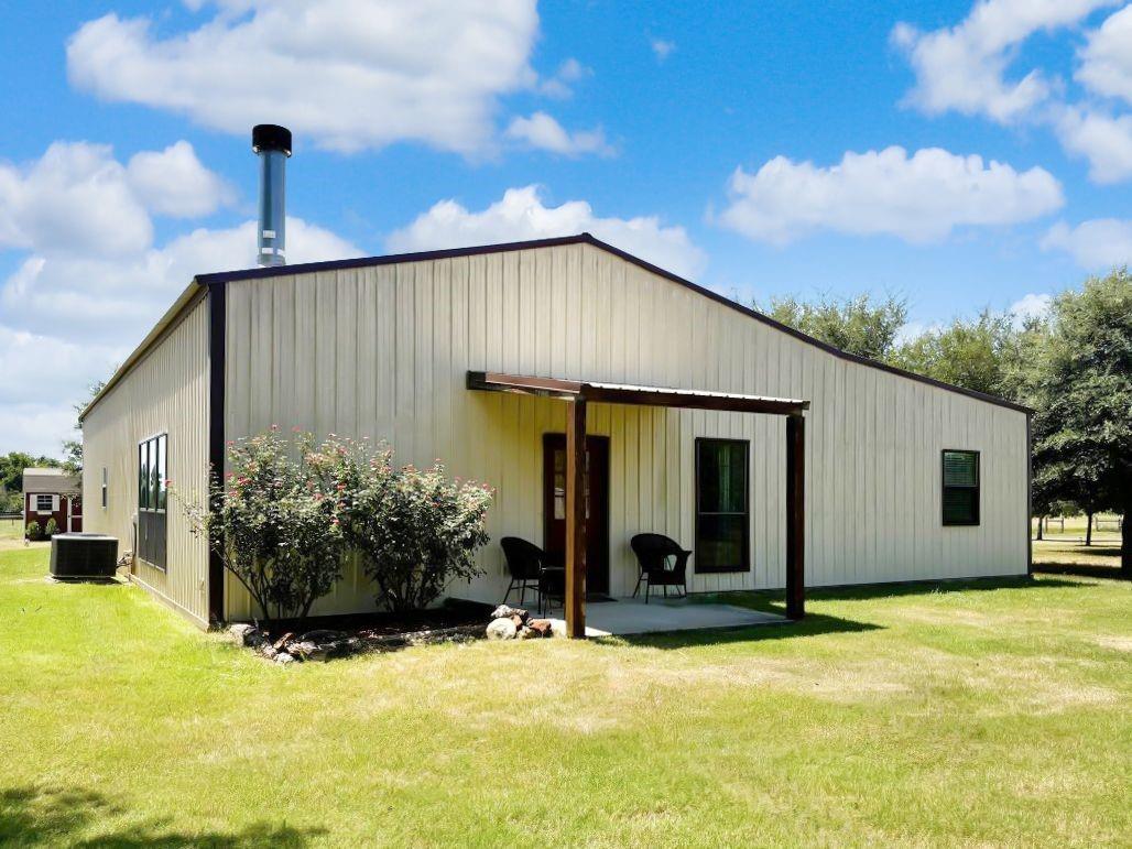 1786 County Road 348 Loop