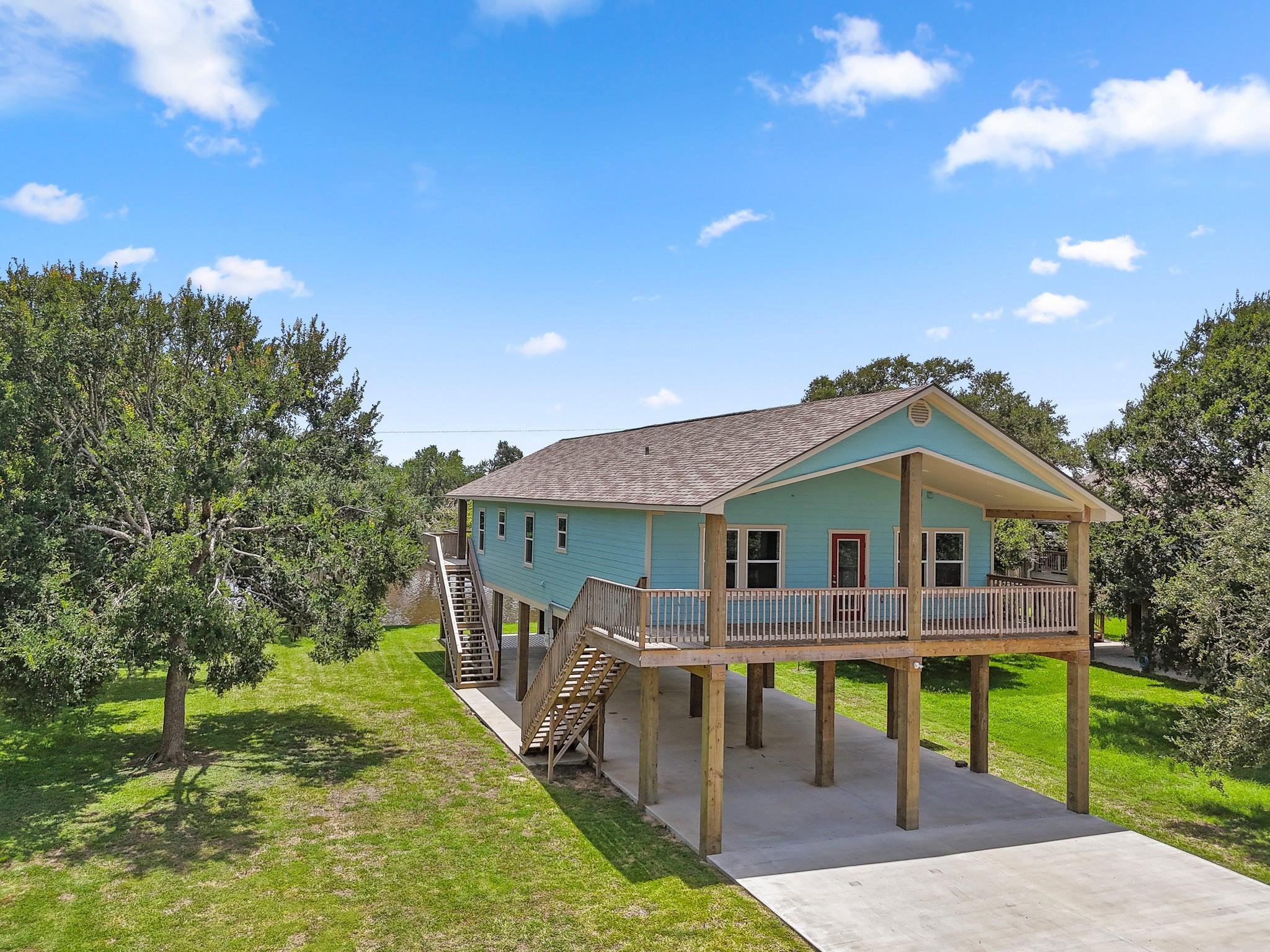 1822 County Road 297