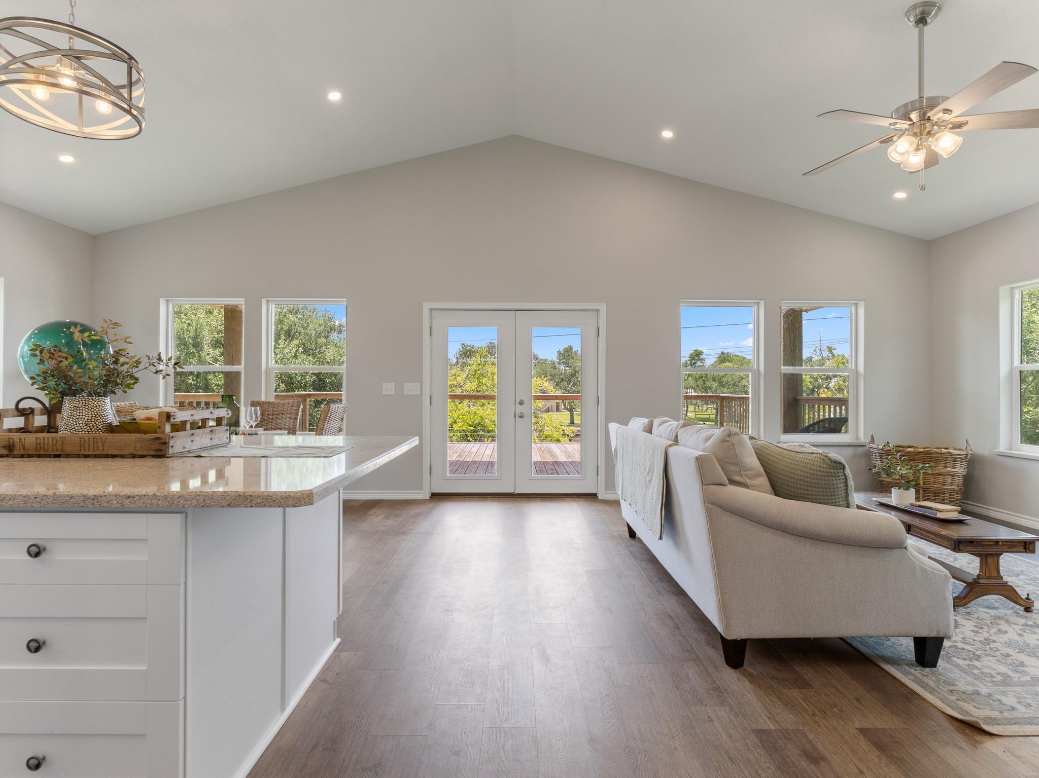 1822 County Road 297