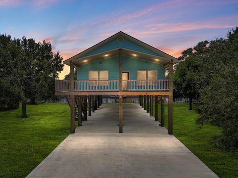 1822 County Road 297 Sargent TX 77414