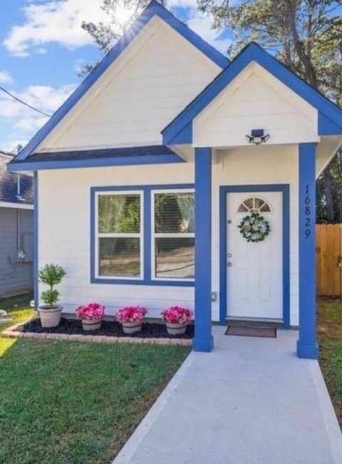 Photo of 16829 W Forrestal, Montgomery, TX 77316 (MLS # 11517960)